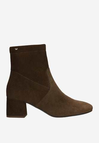 Wojas Brown Velour Leather Ankle Boots | 5509462